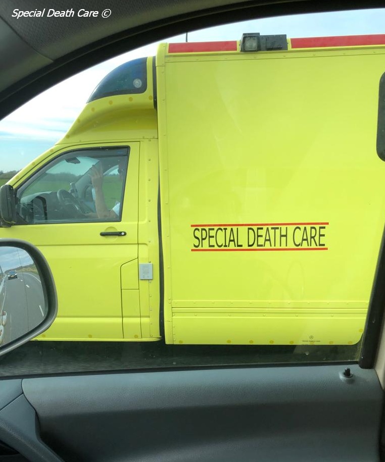 Ha, soort van collega