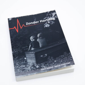 Edwin Spieard - Special Death Care, Airbrush Special Death Care, Wagens Special Death Care, voomalig ambu, voormalig ambulance, special death care, klinische lessen, postmortale zorg, thanatopraxie, buikpunctie, airbrush, vervoer, pacemaker, reconstructie, reconstructies, camouflage, camouflage cursus, airbrush cursus, presentaties, presentatie altijd werken in emotie, boeken, boek alrijd werken in emotie, boek als de dood begint te ruiken, boek zonder hartslag, aardbeving turkije, humanitaire hulp, death care germany, bodyseal, beladen presentatie, embalmer, specialistische postmortale zorg, Edwin spieard, Geert Teis, presentatie geert teis, uitverkochte zaal geert teis