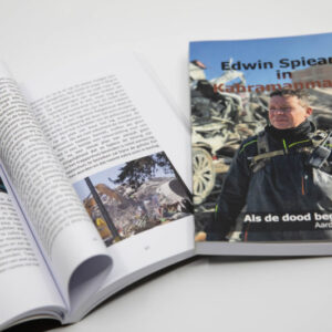 Edwin Spieard - Special Death Care, Airbrush Special Death Care, Wagens Special Death Care, voomalig ambu, voormalig ambulance, special death care, klinische lessen, postmortale zorg, thanatopraxie, buikpunctie, airbrush, vervoer, pacemaker, reconstructie, reconstructies, camouflage, camouflage cursus, airbrush cursus, presentaties, presentatie altijd werken in emotie, boeken, boek alrijd werken in emotie, boek als de dood begint te ruiken, boek zonder hartslag, aardbeving turkije, humanitaire hulp, death care germany, bodyseal, beladen presentatie, embalmer, specialistische postmortale zorg, Edwin spieard, Geert Teis, presentatie geert teis, uitverkochte zaal geert teis