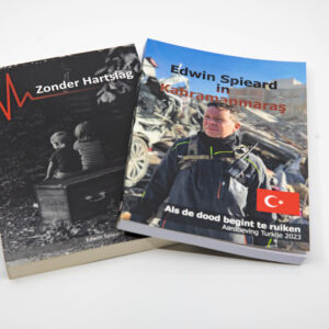Edwin Spieard - Special Death Care, Airbrush Special Death Care, Wagens Special Death Care, voomalig ambu, voormalig ambulance, special death care, klinische lessen, postmortale zorg, thanatopraxie, buikpunctie, airbrush, vervoer, pacemaker, reconstructie, reconstructies, camouflage, camouflage cursus, airbrush cursus, presentaties, presentatie altijd werken in emotie, boeken, boek alrijd werken in emotie, boek als de dood begint te ruiken, boek zonder hartslag, aardbeving turkije, humanitaire hulp, death care germany, bodyseal, beladen presentatie, embalmer, specialistische postmortale zorg, Edwin spieard, Geert Teis, presentatie geert teis, uitverkochte zaal geert teis